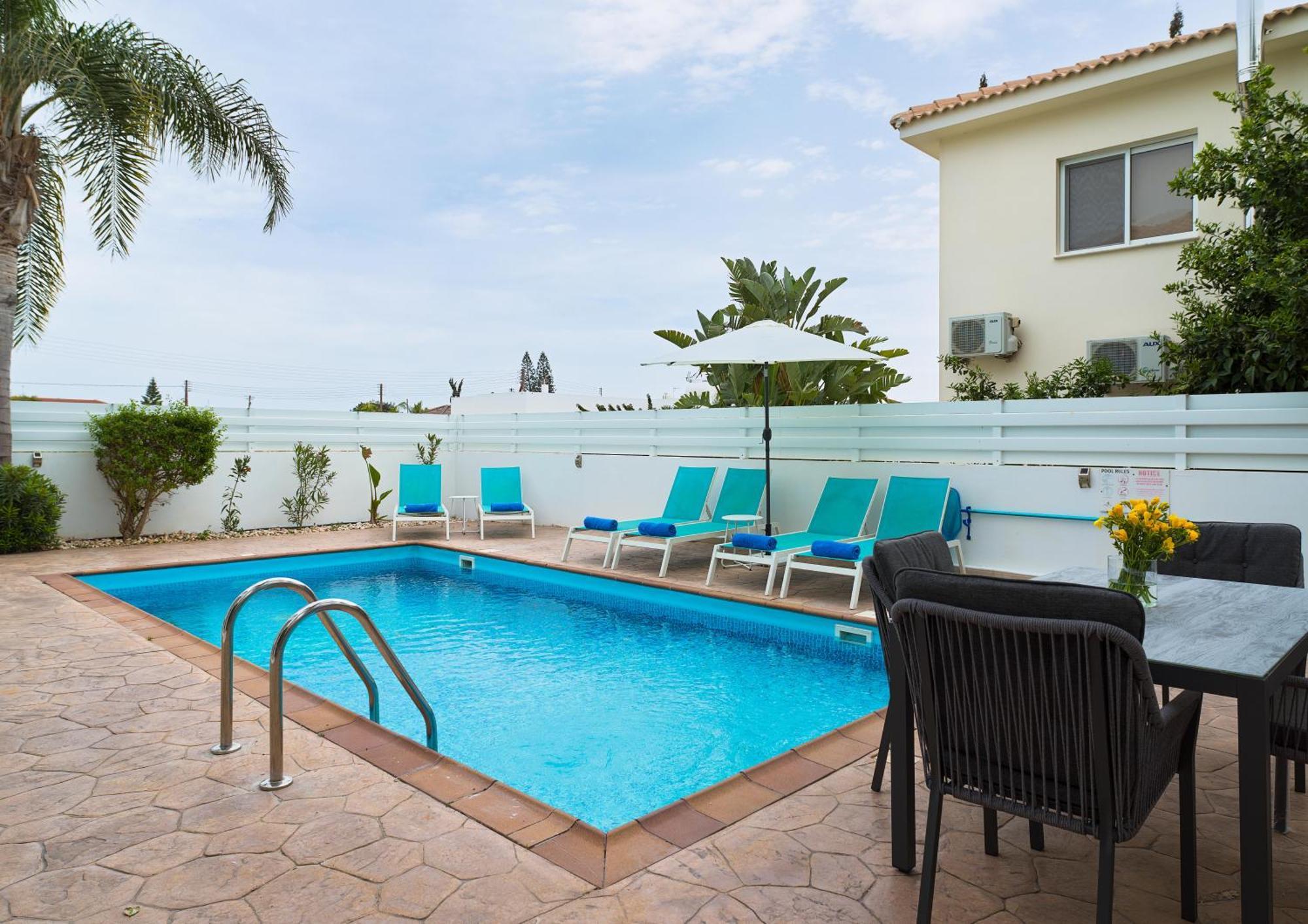 Luxvillasrentals Ajía Nápa Kültér fotó