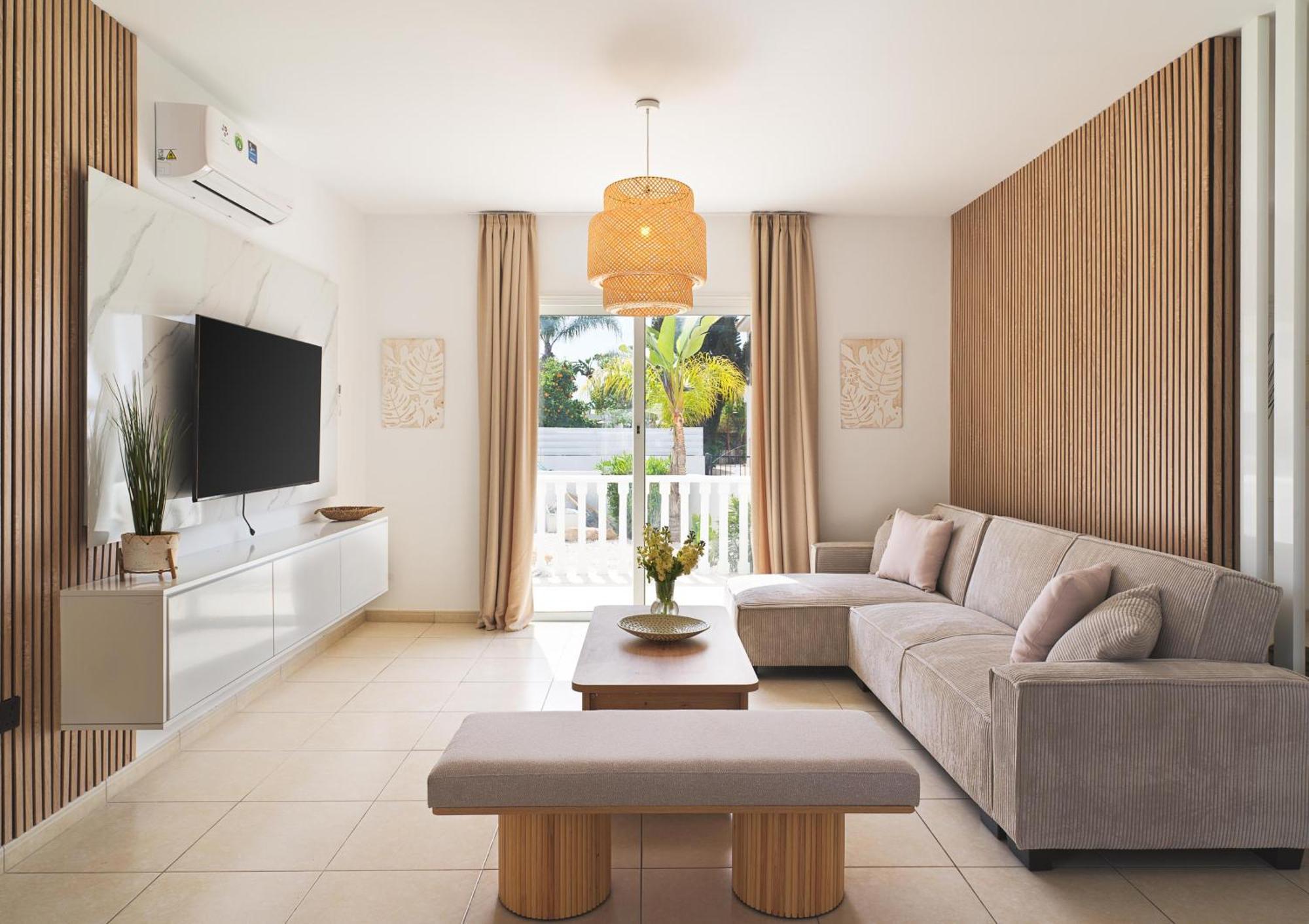 Luxvillasrentals Ajía Nápa Kültér fotó