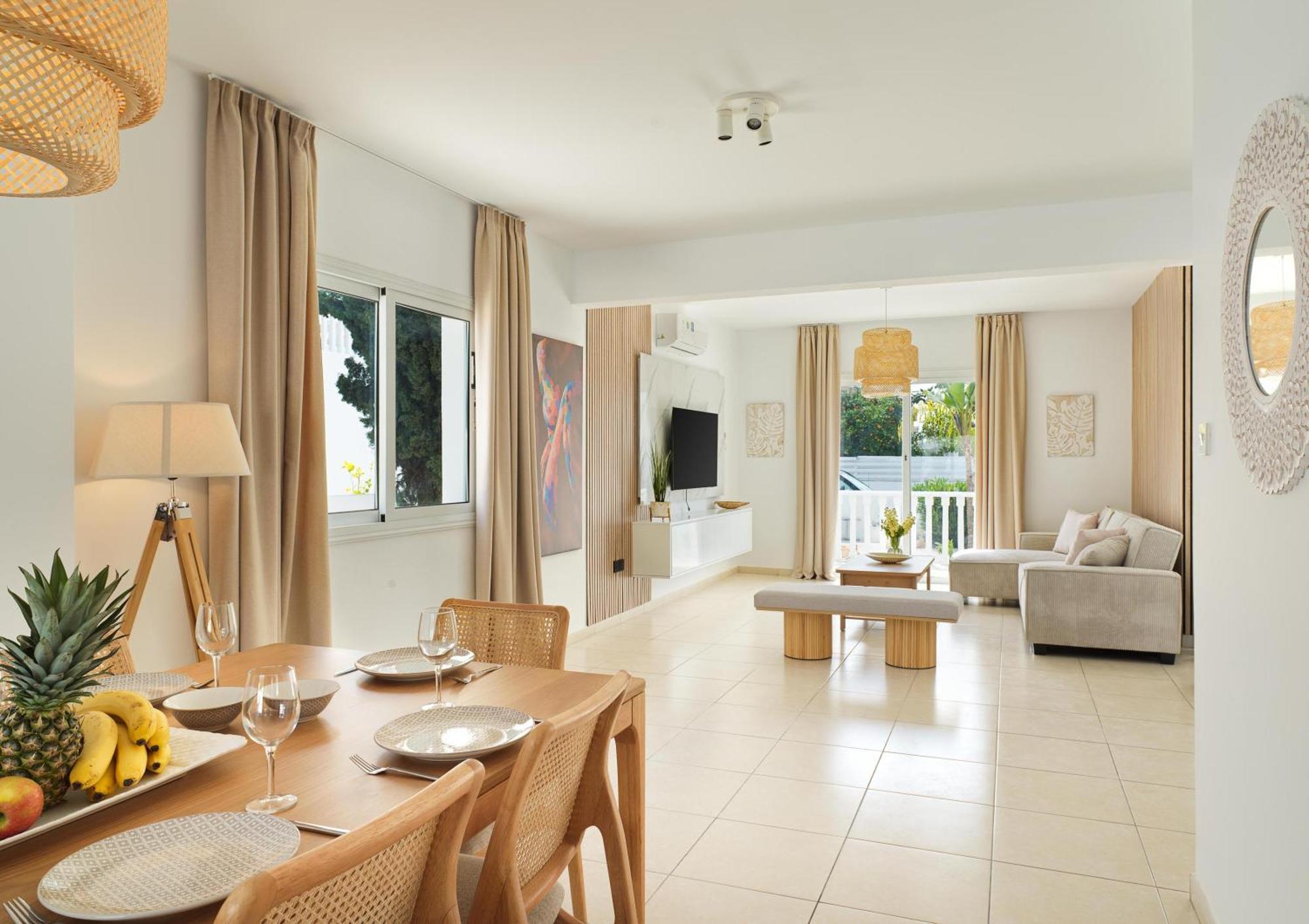 Luxvillasrentals Ajía Nápa Kültér fotó