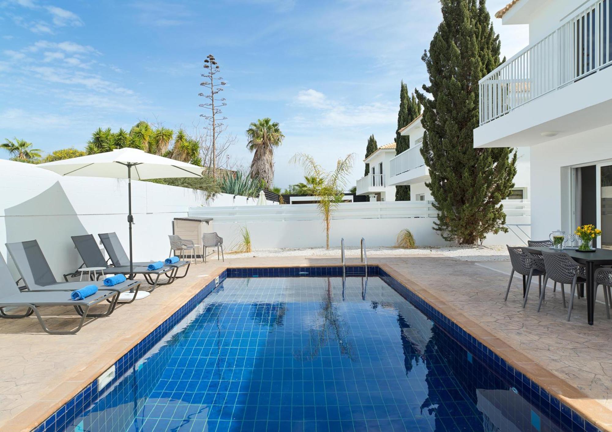Luxvillasrentals Ajía Nápa Kültér fotó