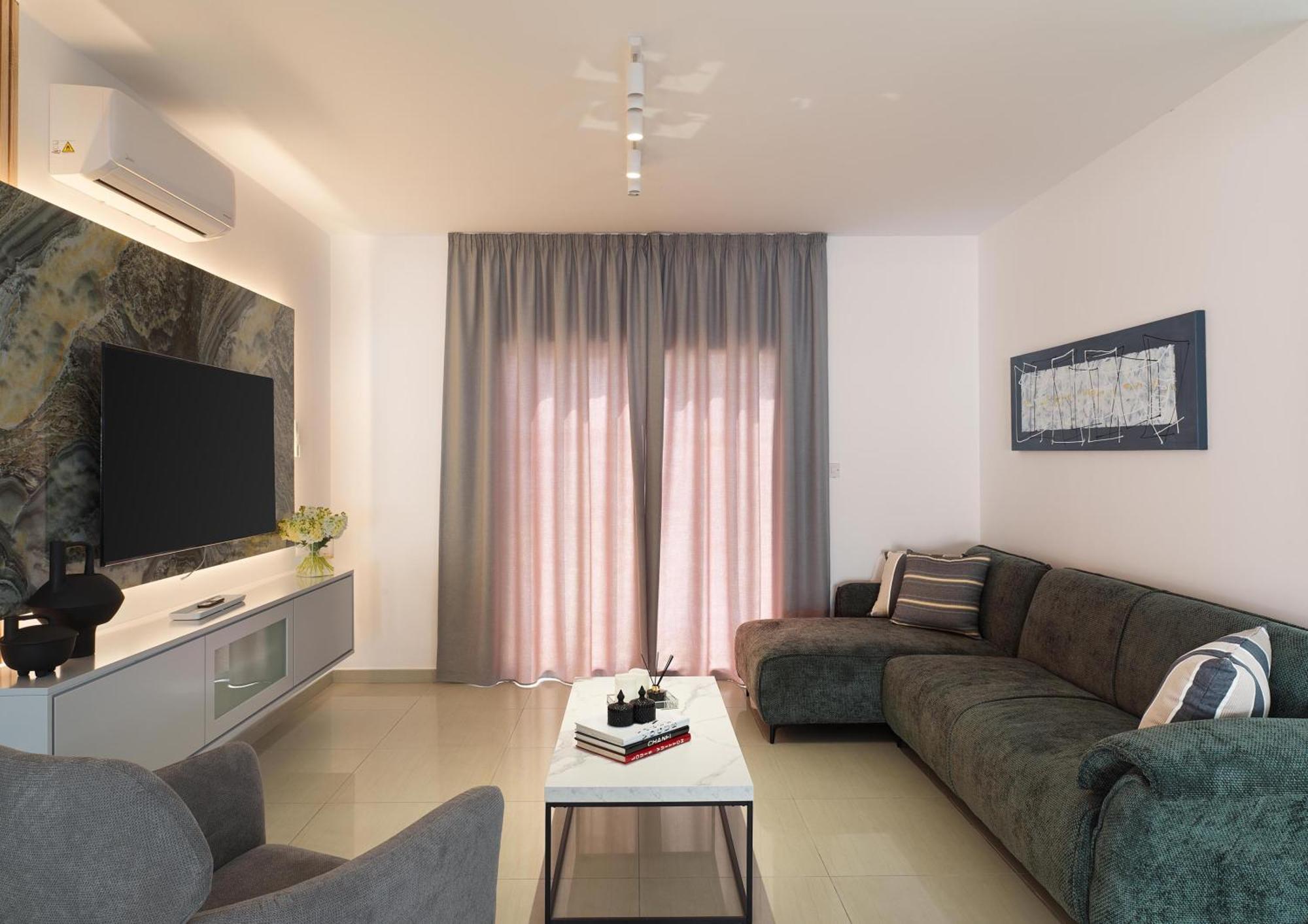 Luxvillasrentals Ajía Nápa Kültér fotó