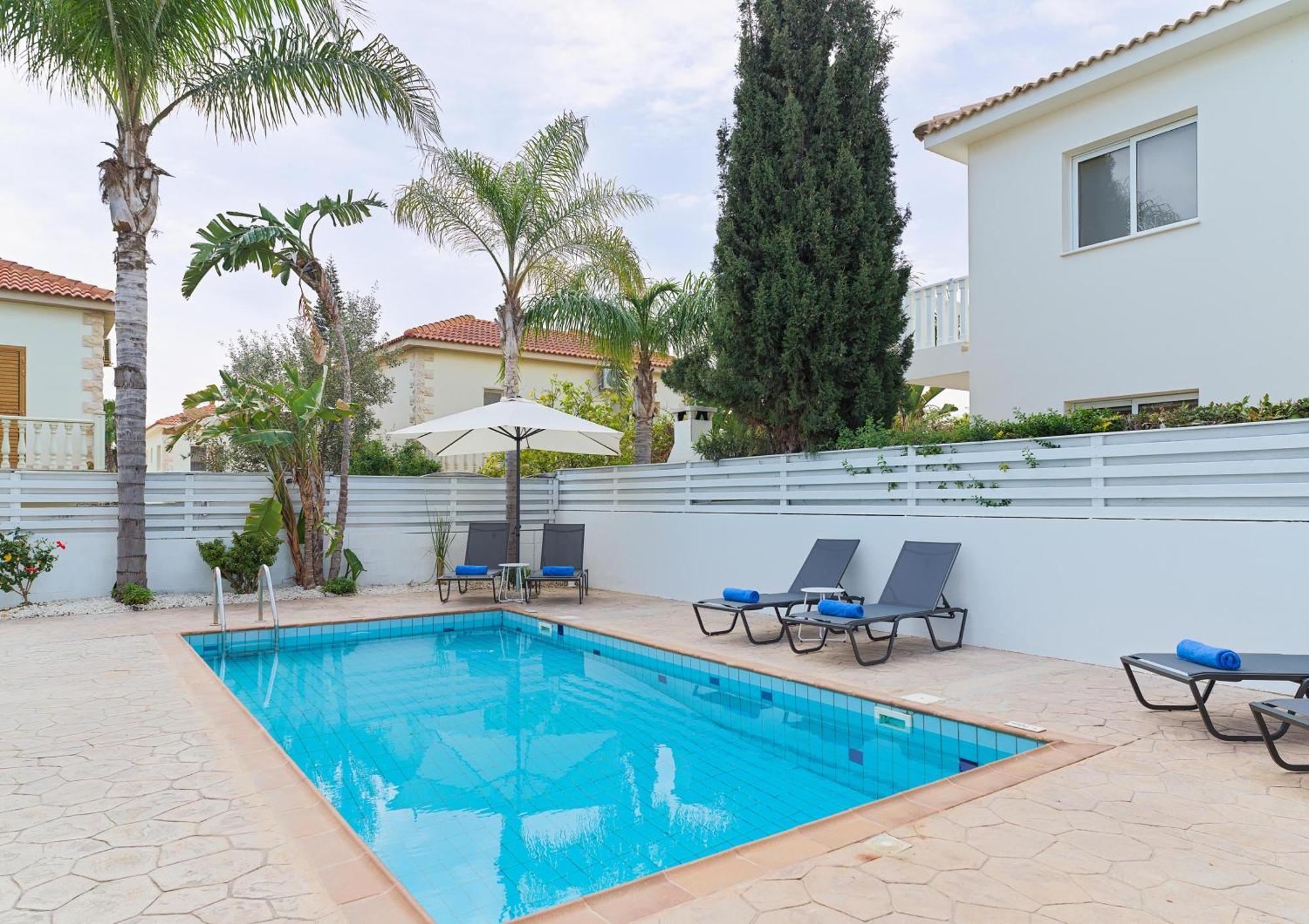 Luxvillasrentals Ajía Nápa Kültér fotó